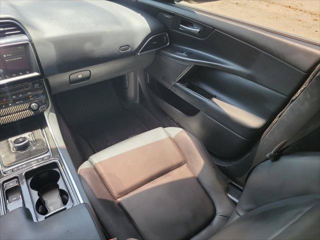 Used 2019 Jaguar XE Premium AWD/4WD image 12
