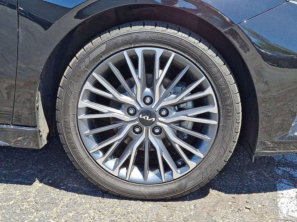 Certified 2023 Kia Forte GT-Line FWD image 18