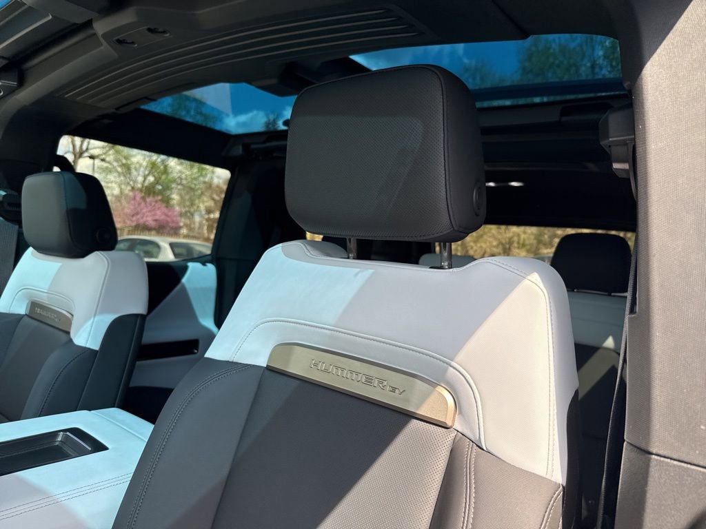 Used 2024 GMC Hummer EV 3X w/ Omega Edition image 19