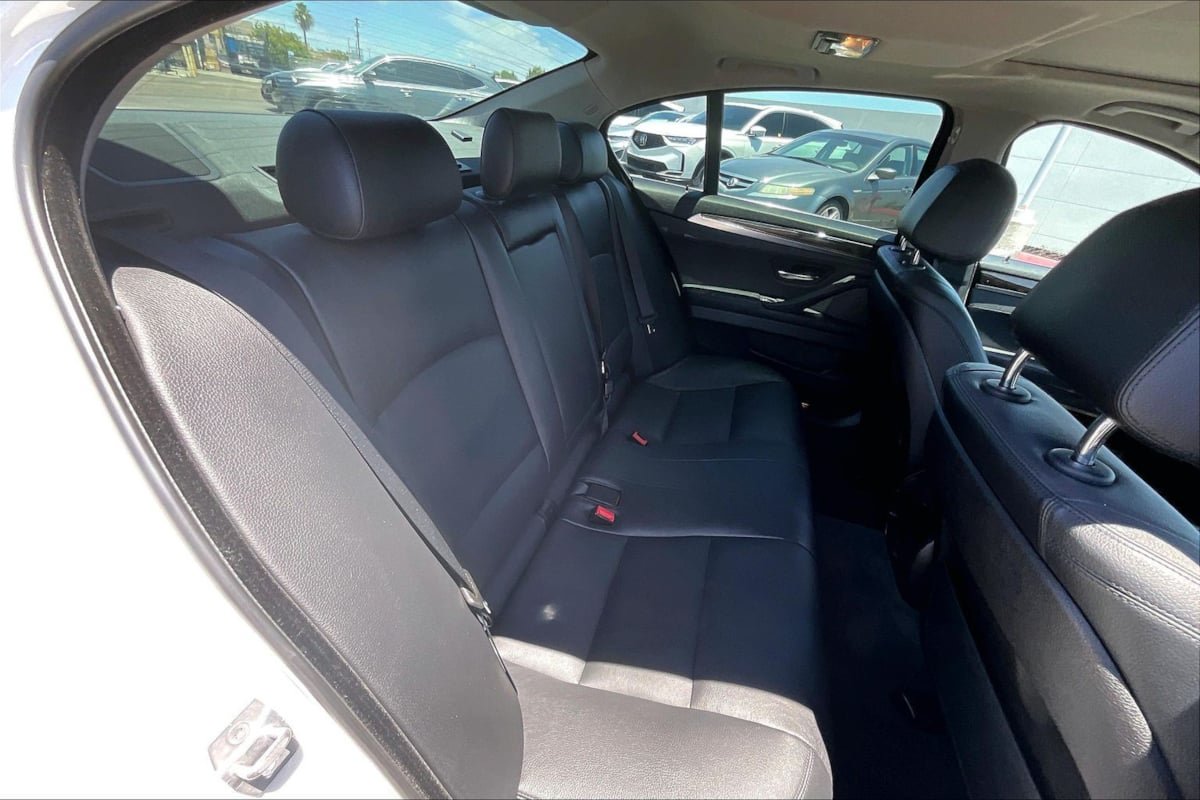 Used 2016 BMW 528i Sedan RWD image 24