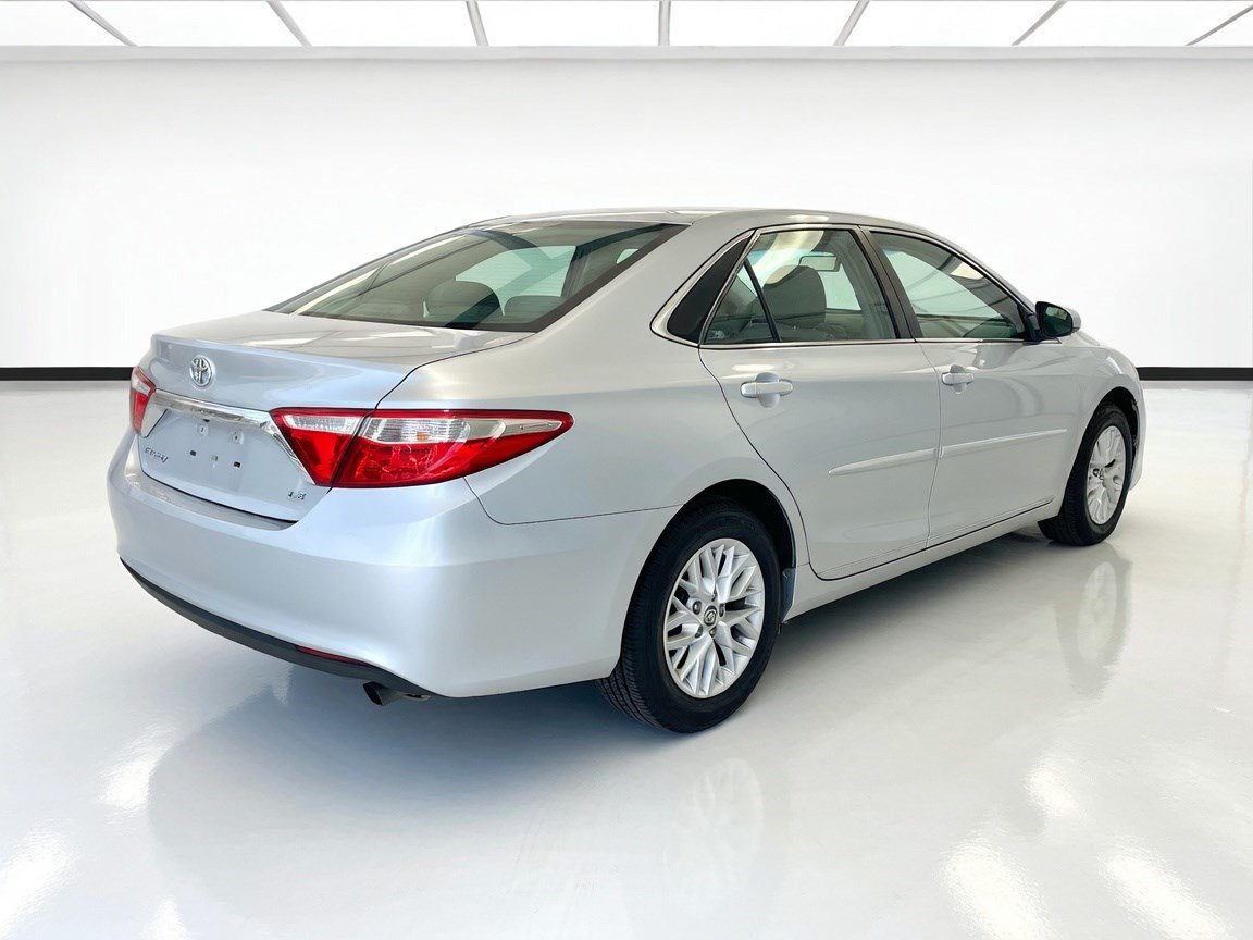 Used 2017 Toyota Camry LE w/ Protection Package (Q2) FWD image 4