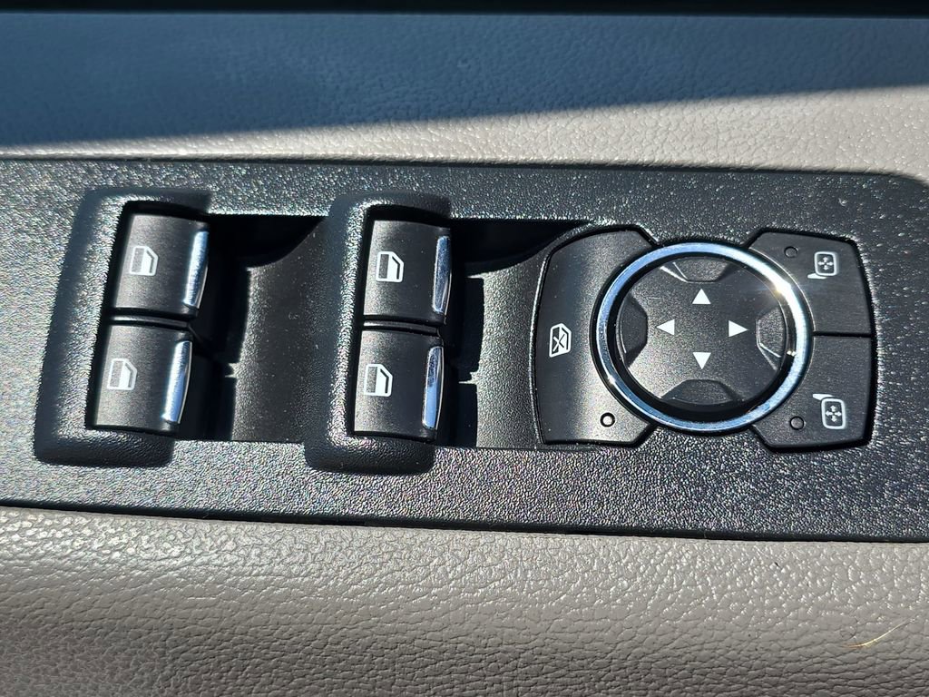 Used 2017 Ford F150 XLT AWD/4WD image 22