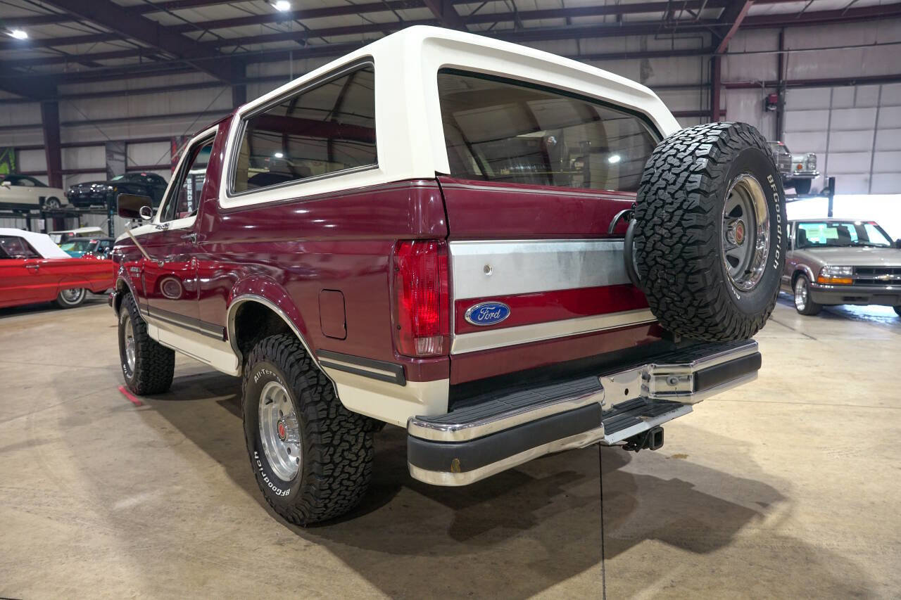 Used 1990 Ford Bronco XLT 2dr 4WD SUV image 19