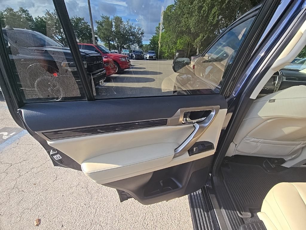 Used 2020 Lexus GX 460 Premium w/ Premium Package AWD/4WD image 27