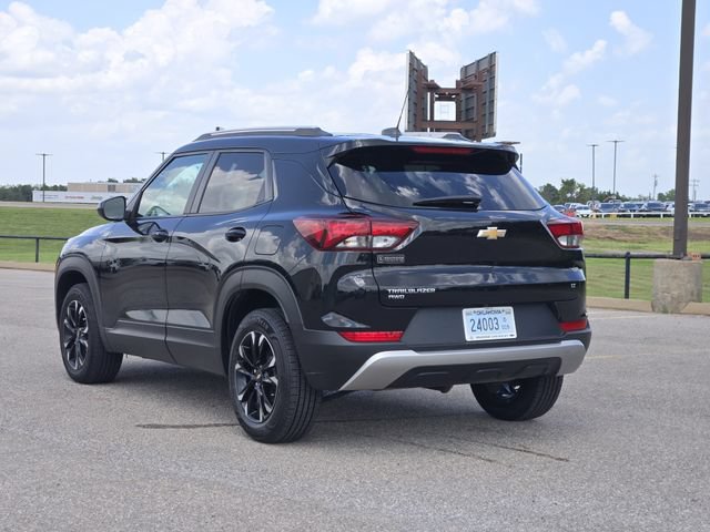 Used 2023 Chevrolet TrailBlazer LT AWD/4WD image 5