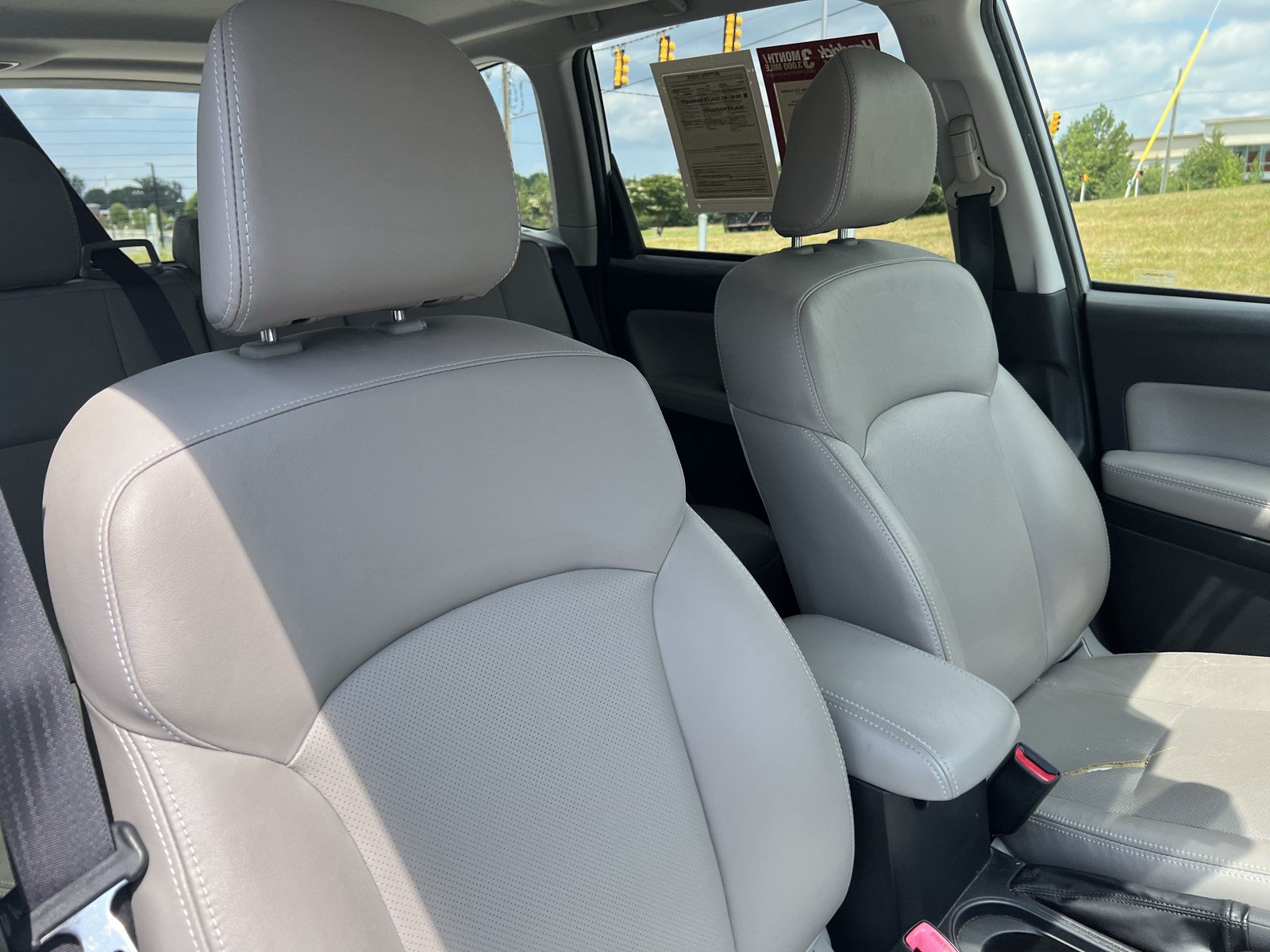 Used 2015 Subaru Forester 2.5i Limited AWD/4WD image 35
