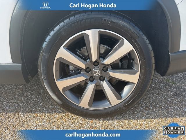 Used 2024 Honda Pilot Touring image 9