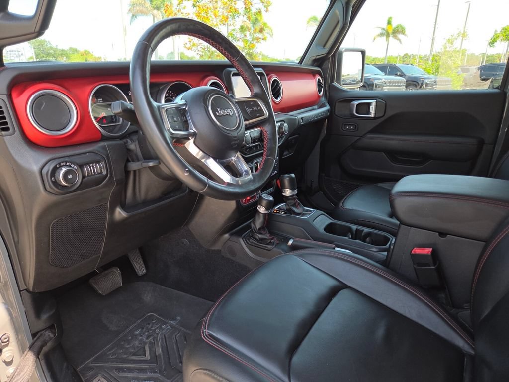 Certified 2021 Jeep Wrangler Unlimited Rubicon w/ Dual Top Group AWD/4WD image 29
