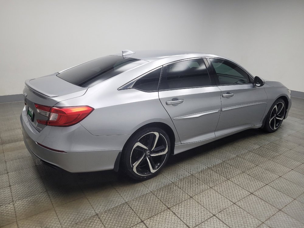 Used 2018 Honda Accord Sport image 10