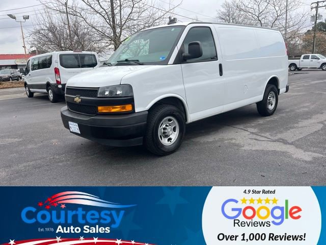 Used 2021 Chevrolet Express 2500 image 2
