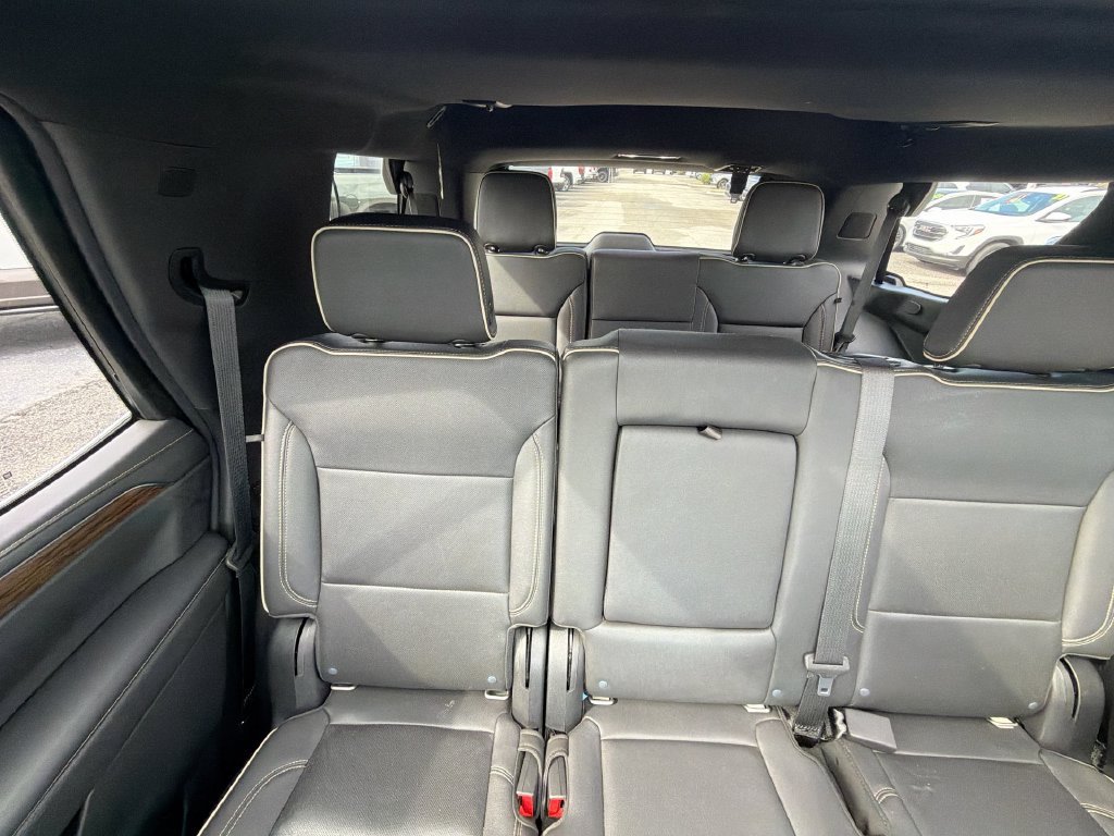 Used 2021 Chevrolet Tahoe Premier RWD image 13