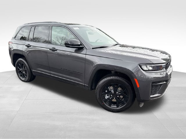 New 2026 Jeep Grand Cherokee Altitude AWD/4WD 360° Tour