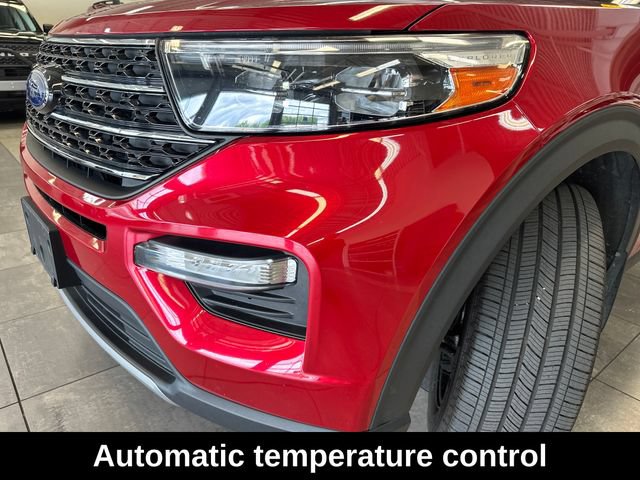 Used 2020 Ford Explorer XLT w/ Equipment Group 202A AWD/4WD image 15