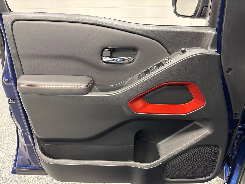 Used 2023 Nissan Frontier PRO-4X w/ Technology Package image 24