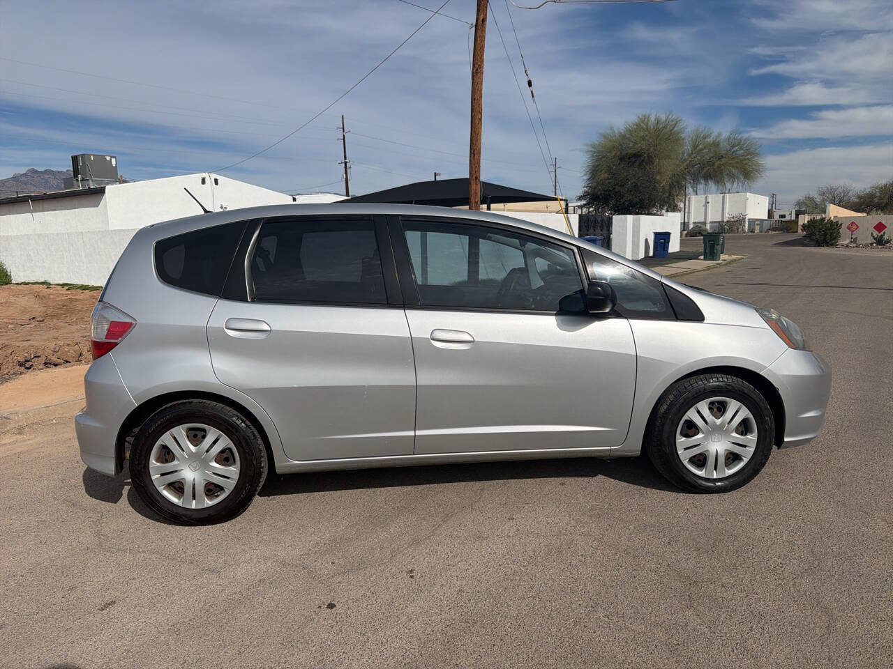 Used 2011 Honda Fit image 11