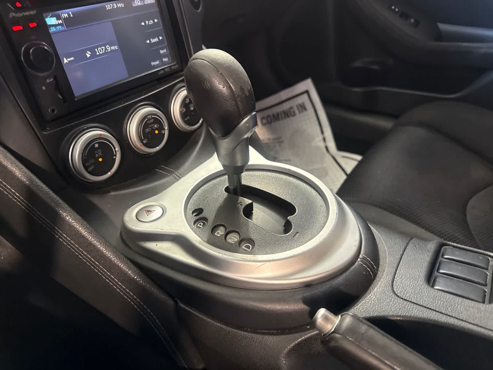 Used 2009 Nissan 370Z Coupe w/ Sport Pkg RWD image 24