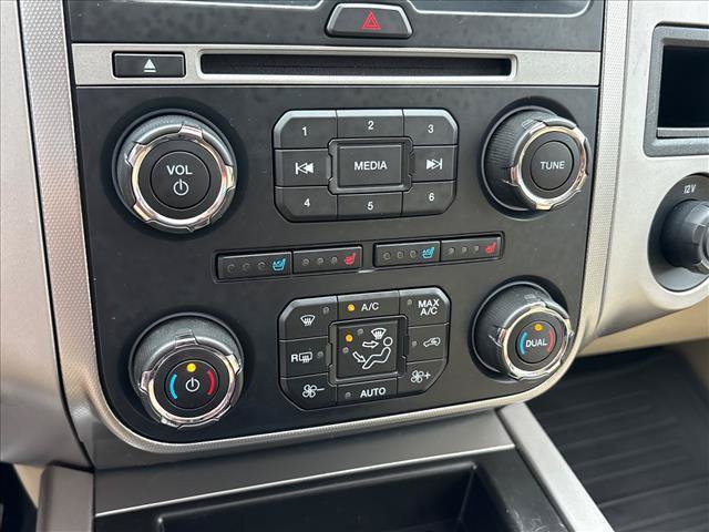 Used 2017 Ford Expedition XLT w/ Equipment Group 202A RWD image 14