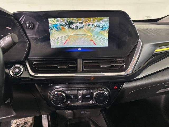 Used 2024 Chevrolet Trax ACTIV w/ Sunroof Package image 22