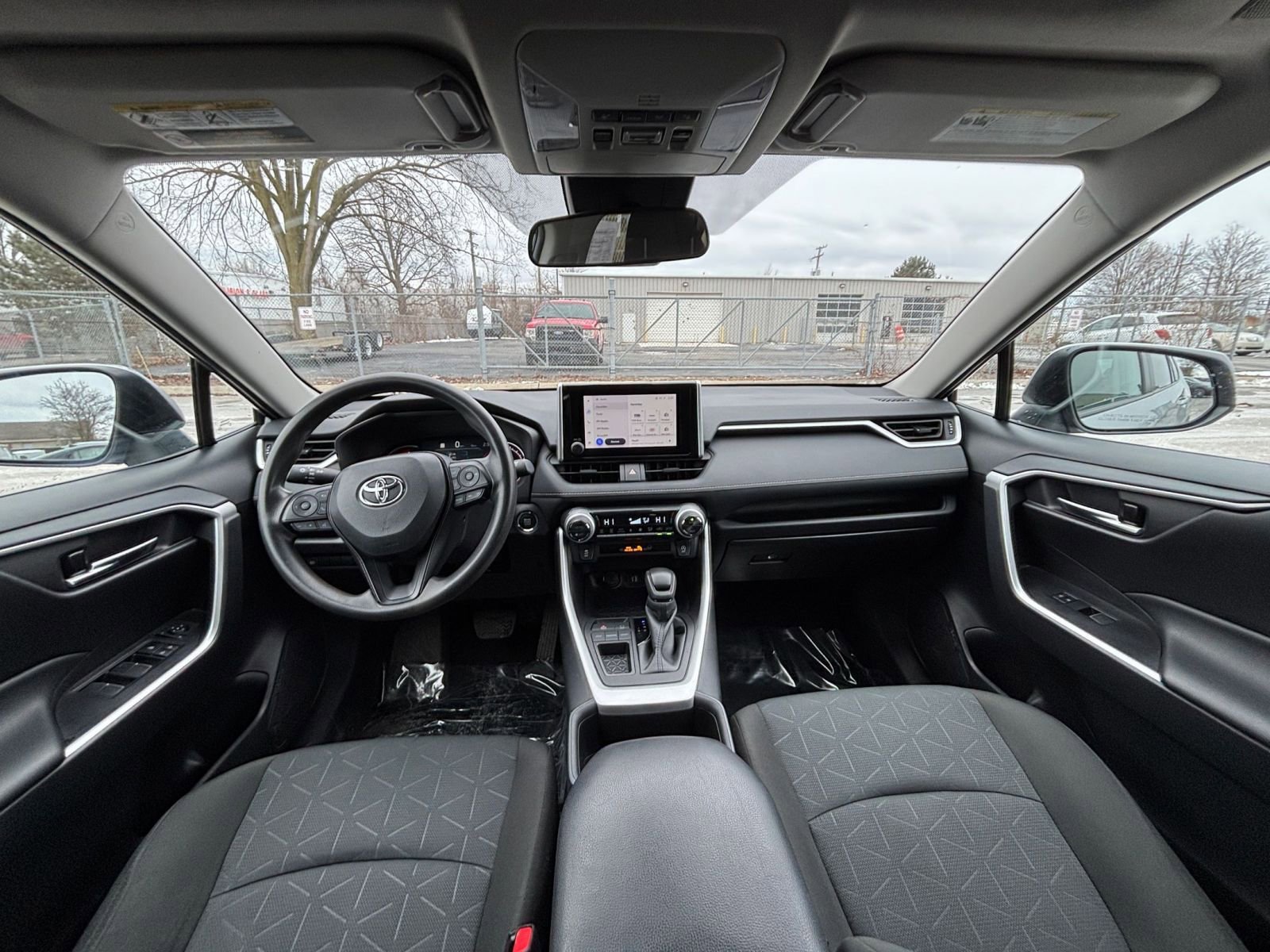 Used 2024 Toyota RAV4 XLE image 34