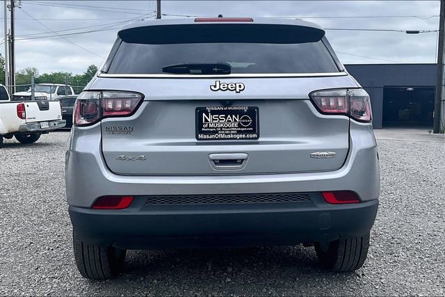 Used 2022 Jeep Compass Latitude image 5