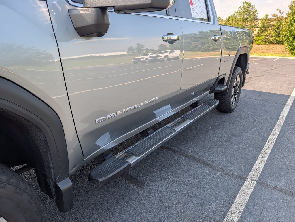 Used 2024 GMC Sierra 3500 Denali w/ Denali Reserve Package AWD/4WD image 30
