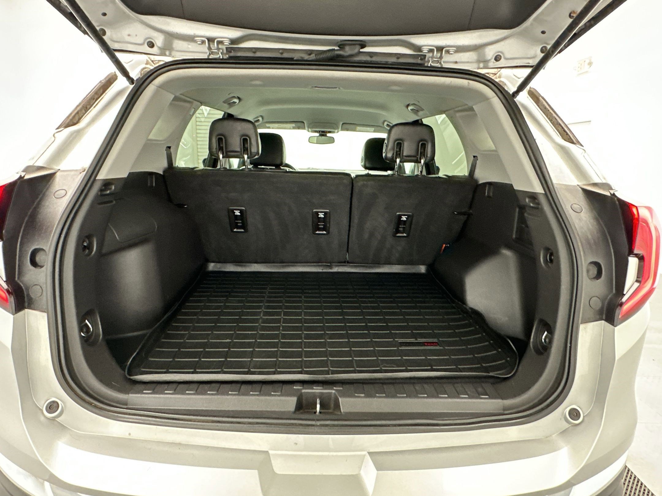 Certified 2019 GMC Terrain SLT AWD/4WD image 30