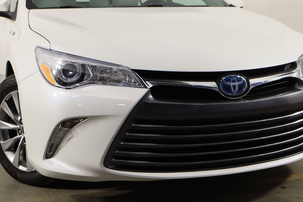 Used 2015 Toyota Camry XLE w/ Moonroof Package image 42