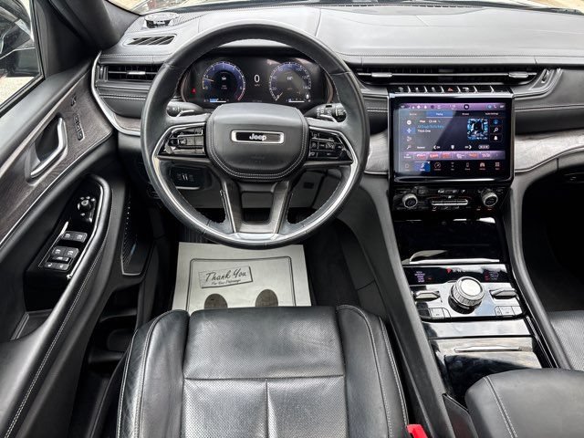 Used 2022 Jeep Grand Cherokee L Overland w/ Luxury Tech Group IV AWD/4WD image 35