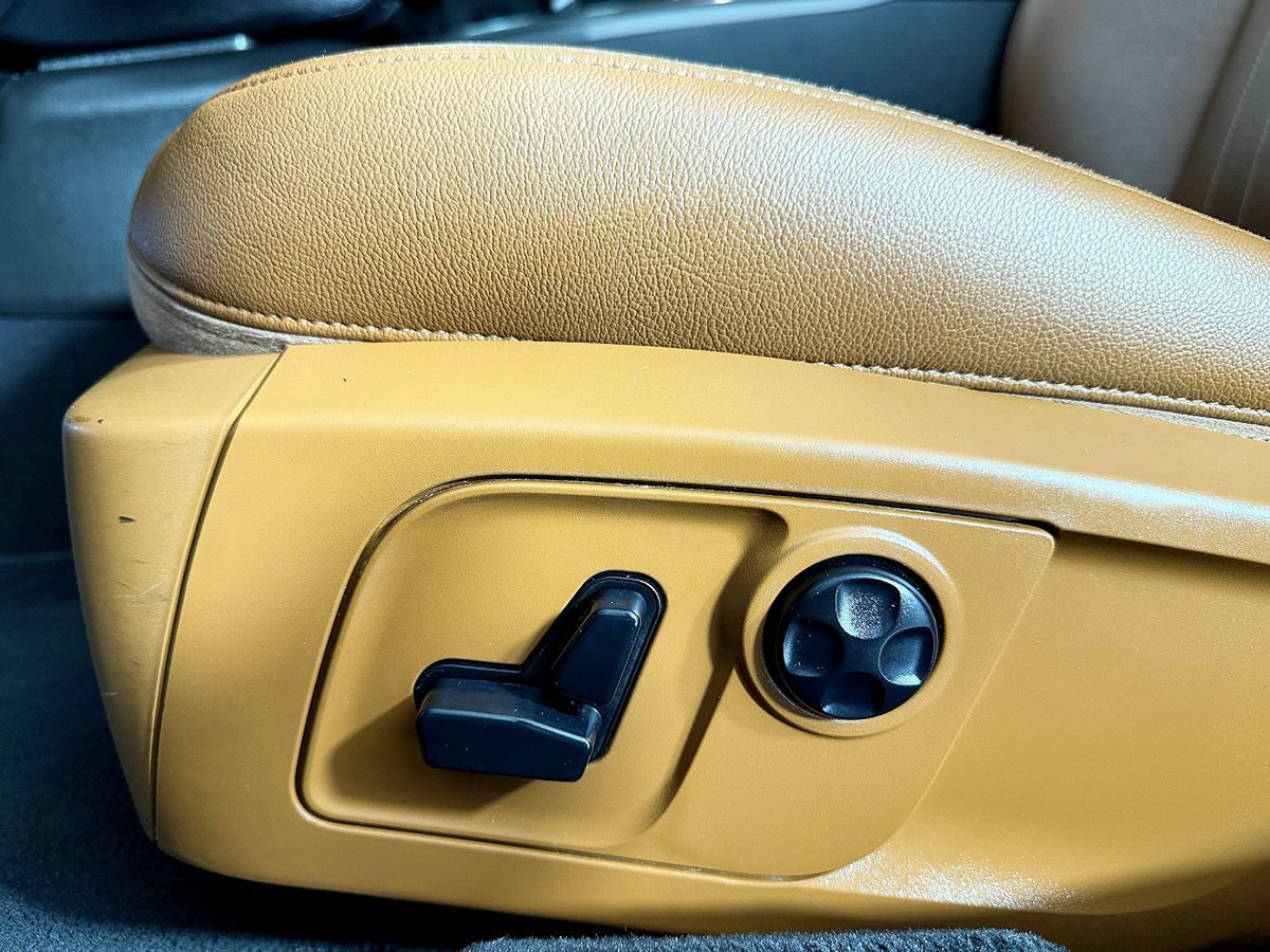 Used 2018 Maserati Ghibli RWD image 34