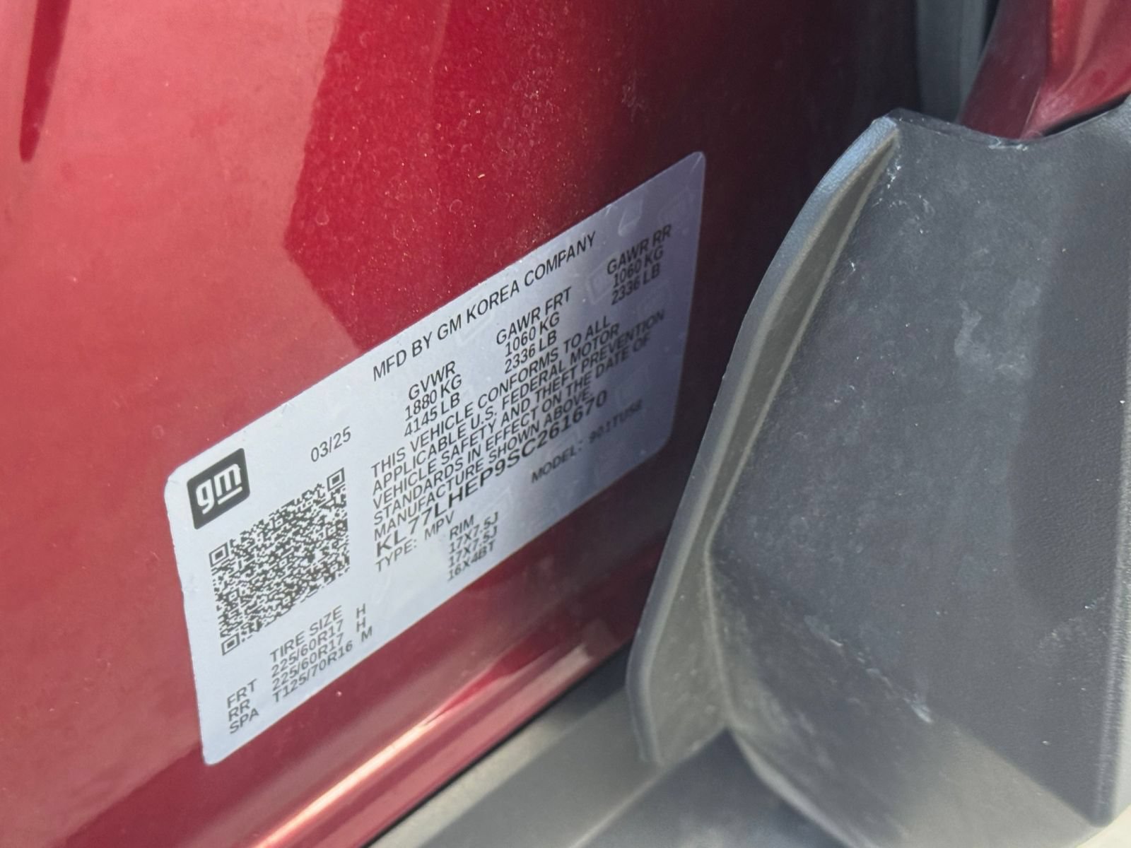 Used 2025 Chevrolet Trax LT w/ LT Convenience Package FWD image 28