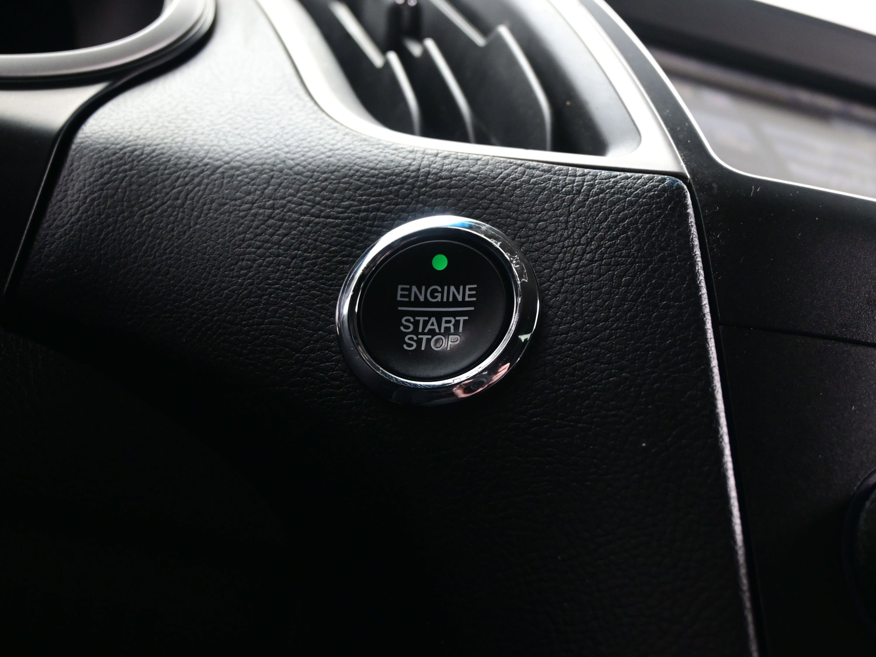 Used 2015 Ford Edge SEL w/ Equipment Group 201A image 22