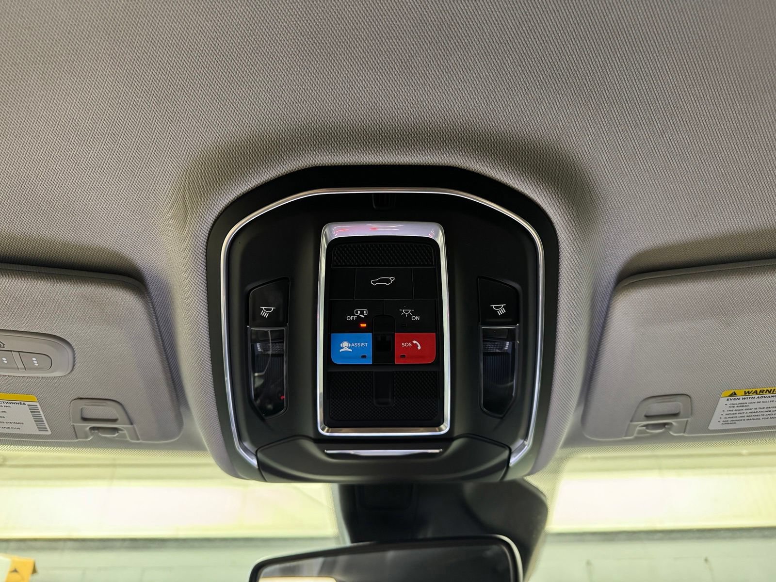 Used 2021 Jeep Grand Cherokee L Limited AWD/4WD image 29