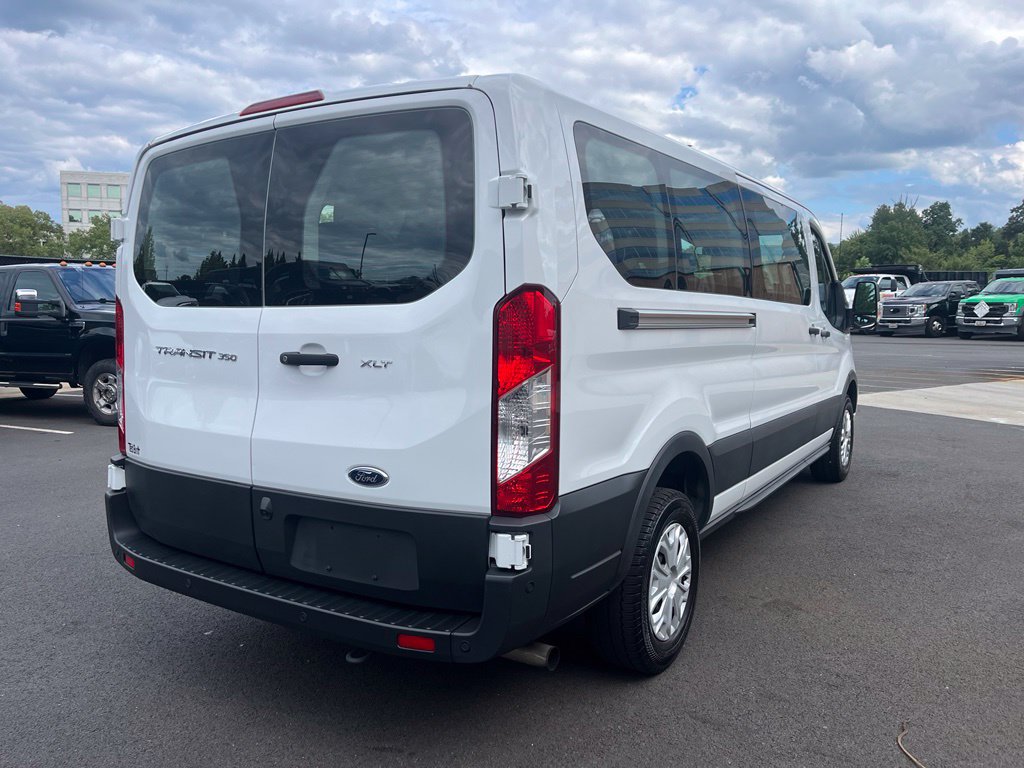 Used 2025 Ford Transit 350 XLT RWD image 8