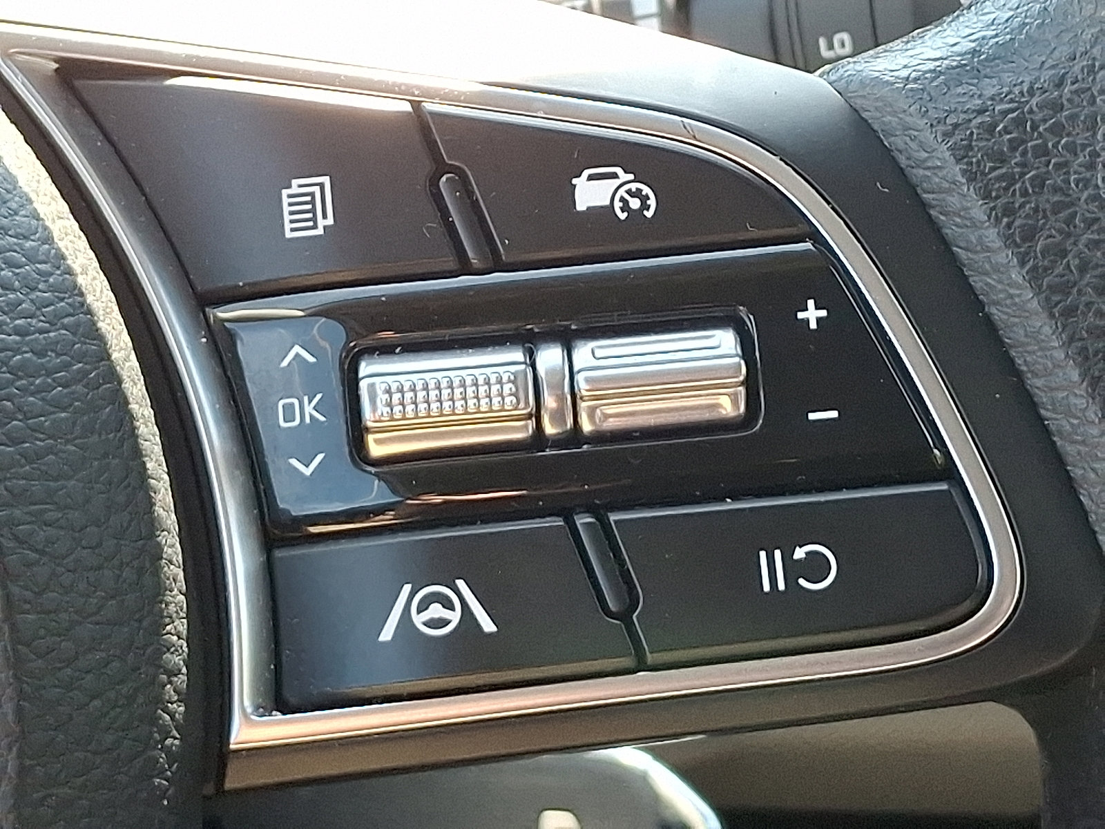 Used 2026 Kia Seltos LX image 22