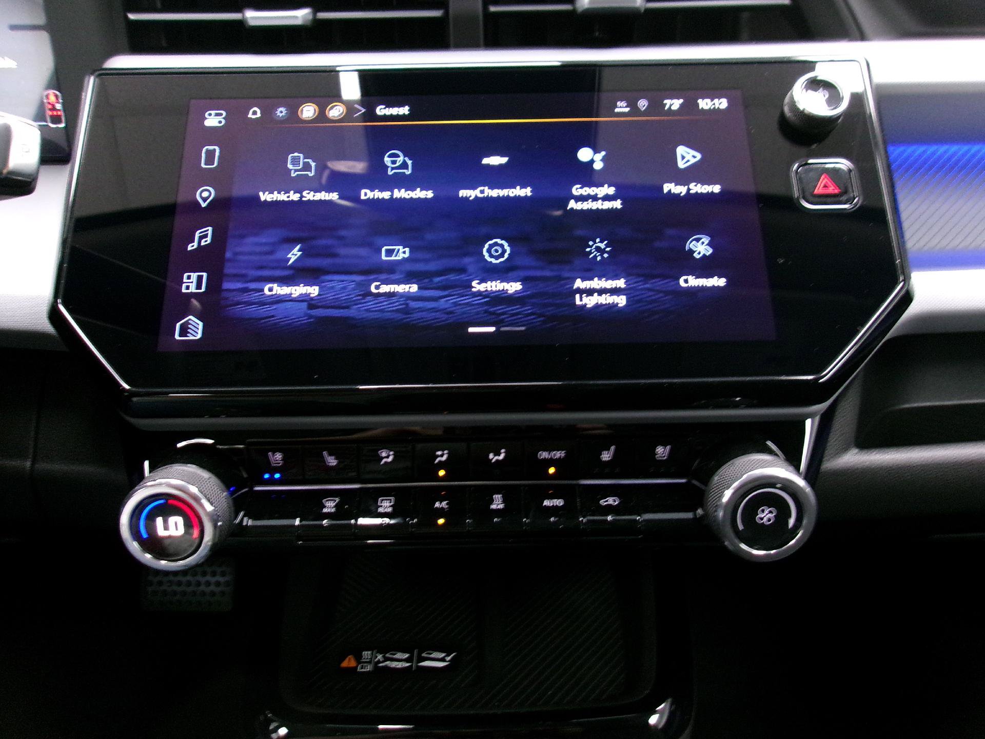 New 2027 Chevrolet Bolt RS w/ Technology Package FWD image 12