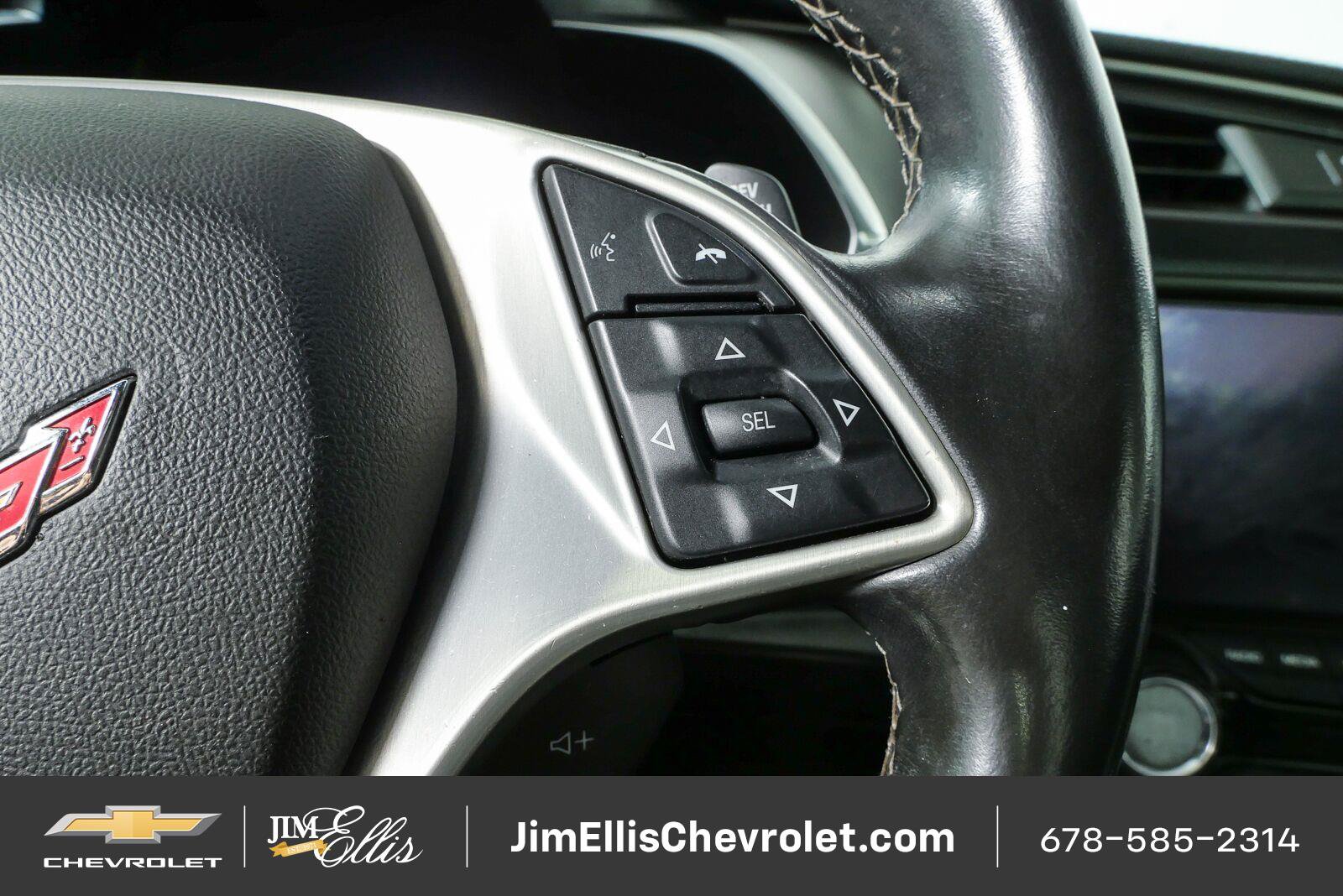 Used 2017 Chevrolet Corvette Stingray Coupe w/ 1LT RWD image 12