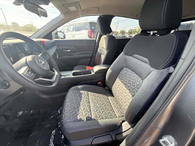 New 2026 Nissan Kicks SV w/ Cold Weather Package AWD/4WD image 11
