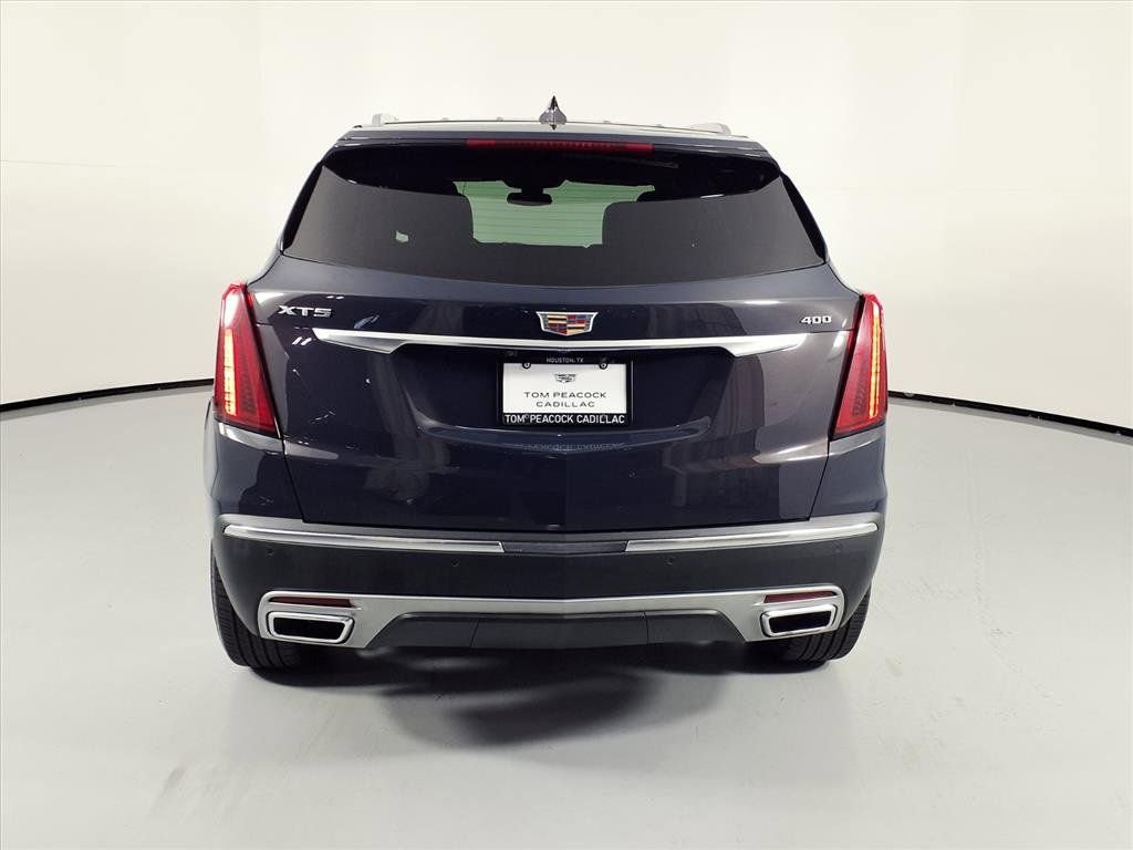 Certified 2025 Cadillac XT5 Premium Luxury FWD image 30