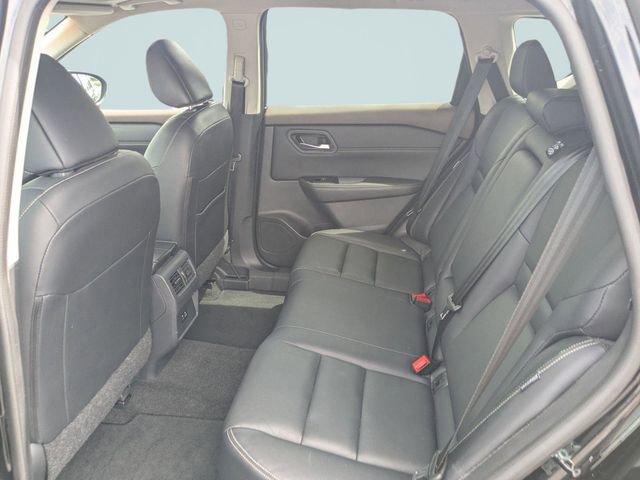 Used 2023 Nissan Rogue SL AWD/4WD image 13