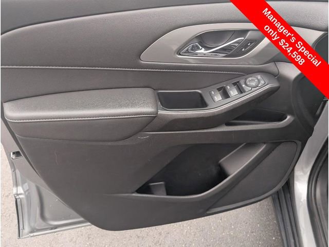 Certified 2023 Chevrolet Traverse LT image 16