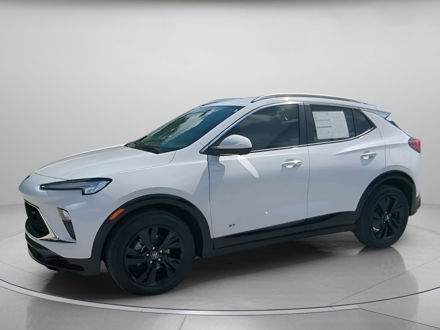 Used 2025 Buick Encore GX Sport Touring w/ Advanced Technology Package image 13