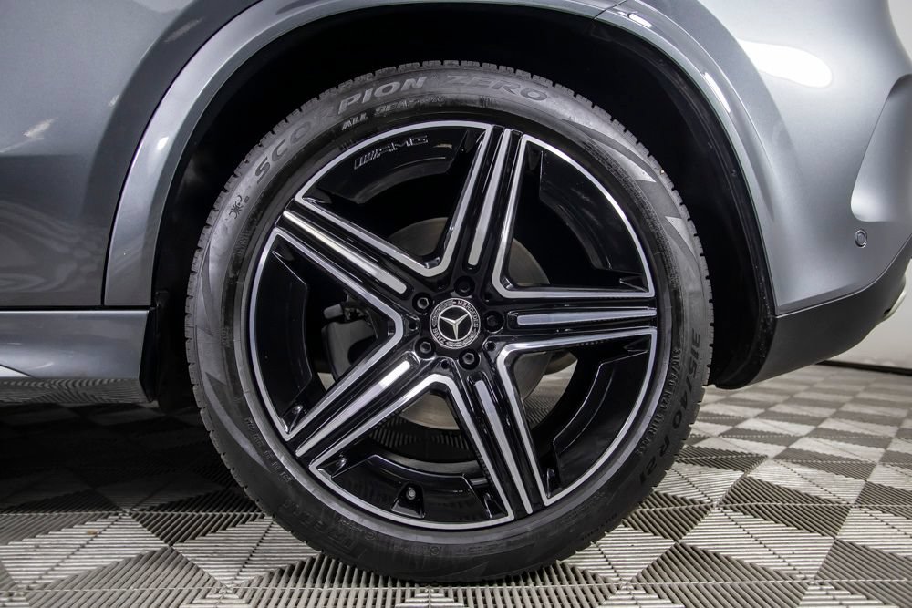 Used 2025 Mercedes-Benz GLE 580 4MATIC image 43