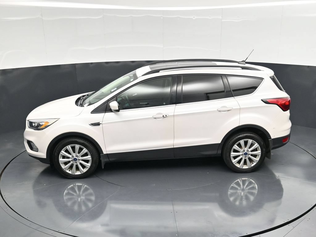 Used 2019 Ford Escape SEL w/ Sun & Style Package FWD image 48