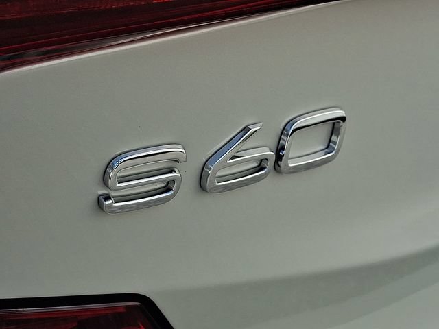 Used 2021 Volvo S60 T5 Momentum w/ Premium Package AWD/4WD image 29