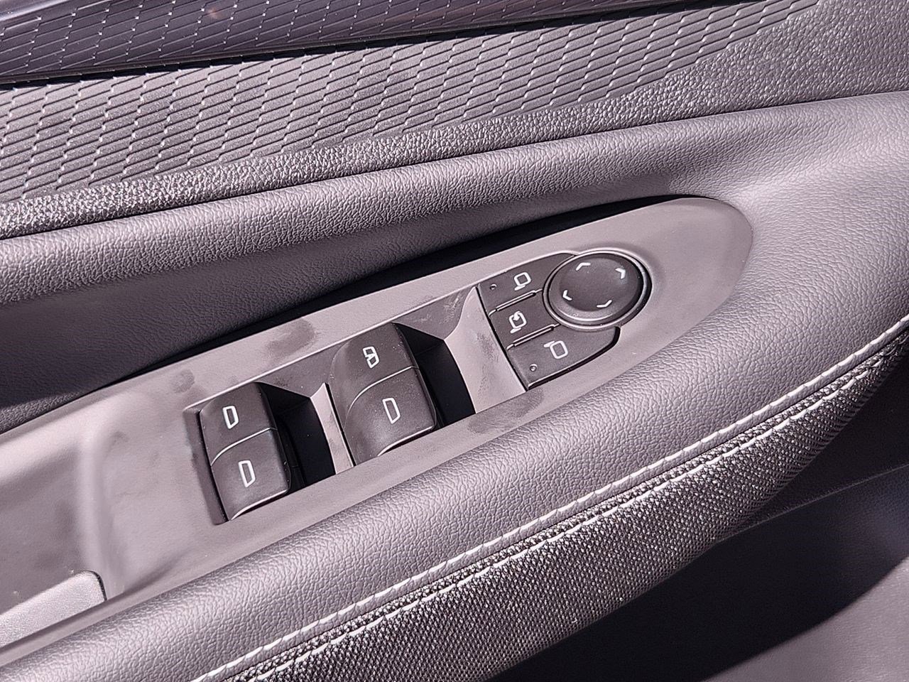 New 2026 Chevrolet Blazer EV LT w/ LPO, Blackout Package image 29