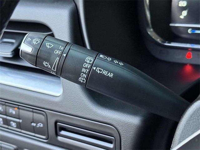 Certified 2022 GMC Yukon XL SLT w/ SLT Premium Package image 21