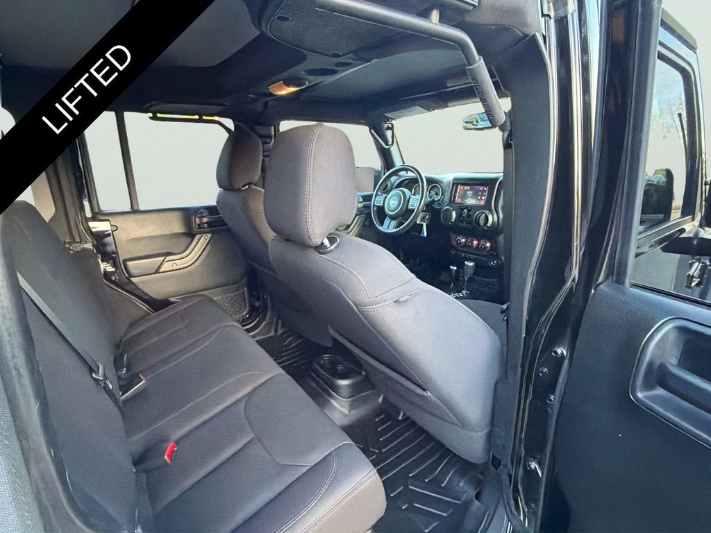 Used 2018 Jeep Wrangler Unlimited Sport S image 41