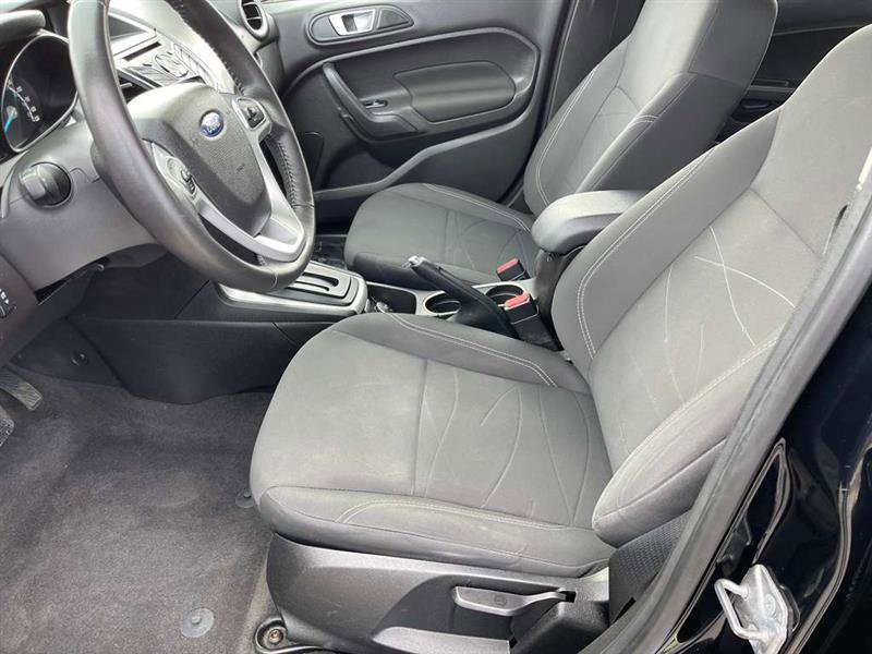 Used 2016 Ford Fiesta SE image 11
