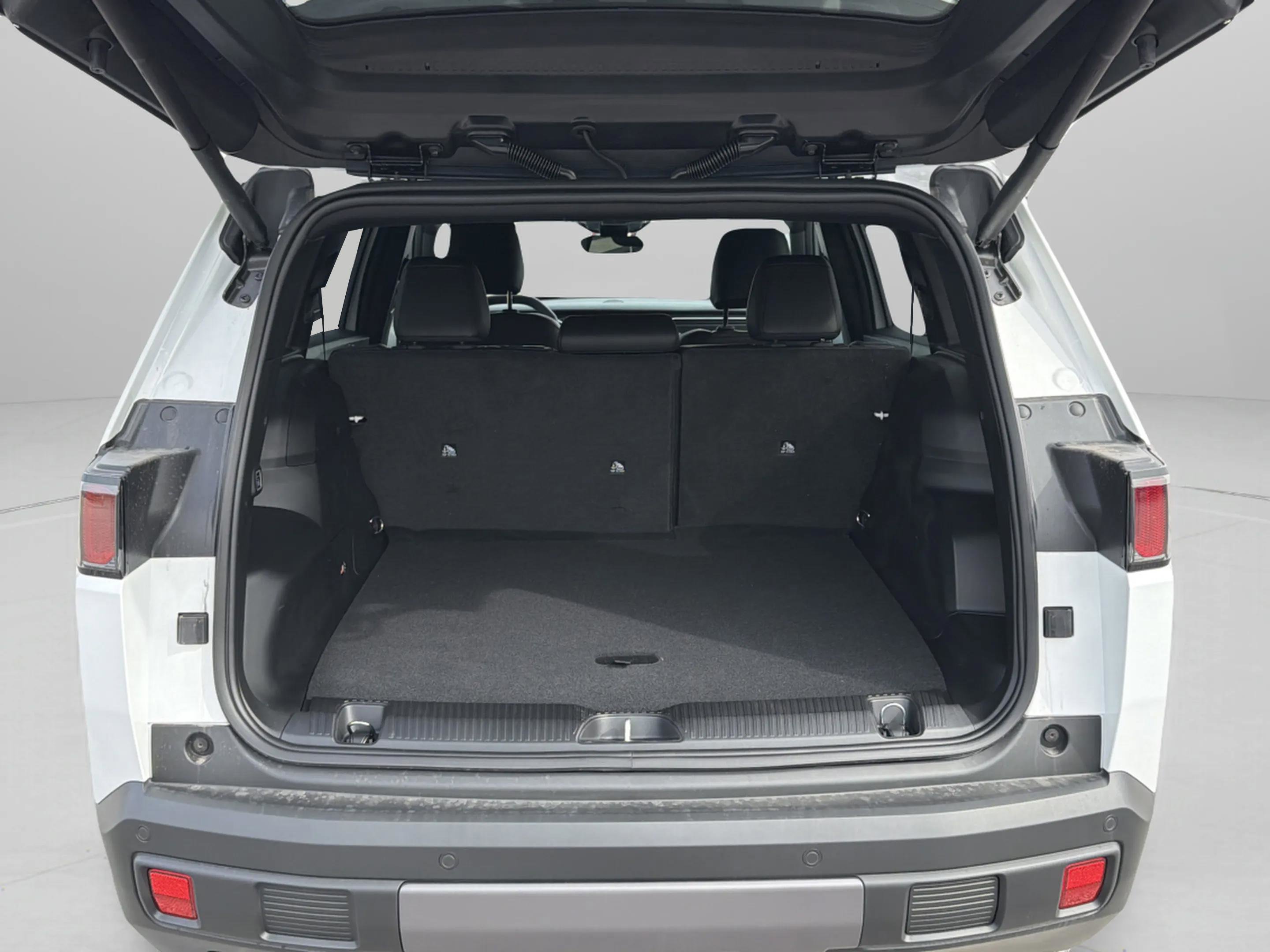 New 2026 Jeep Cherokee Limited image 23