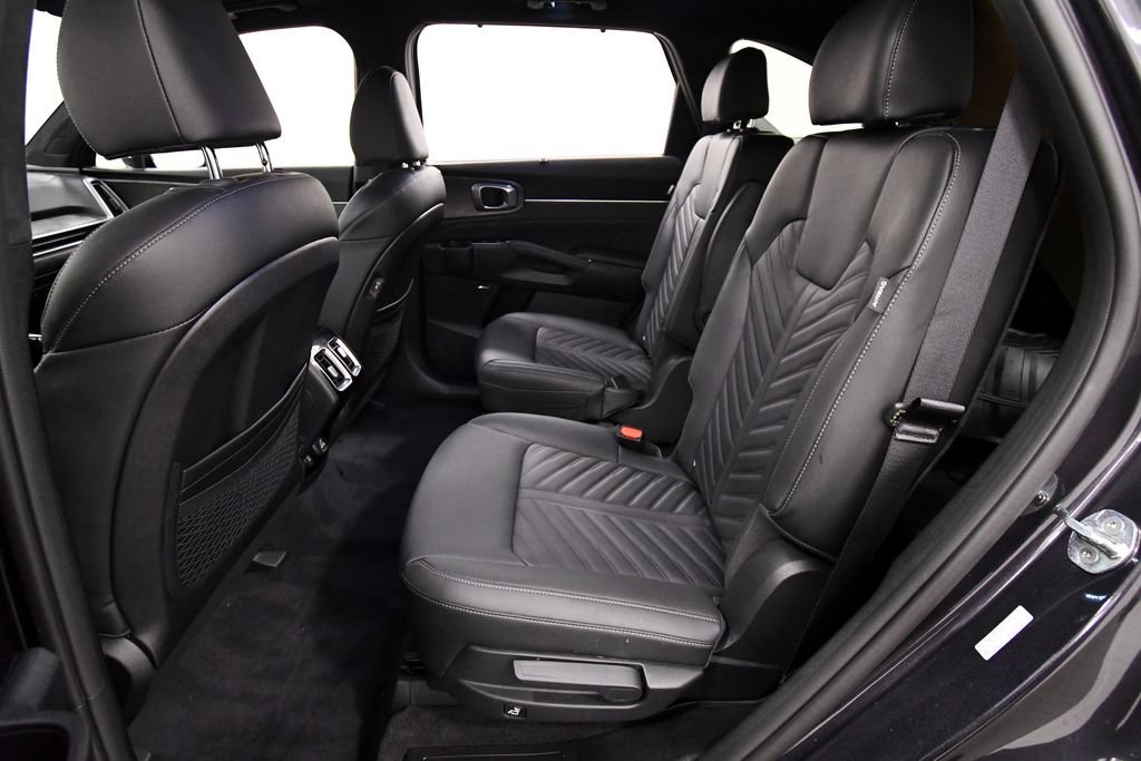 Certified 2026 Kia Sorento SX Prestige AWD/4WD image 15